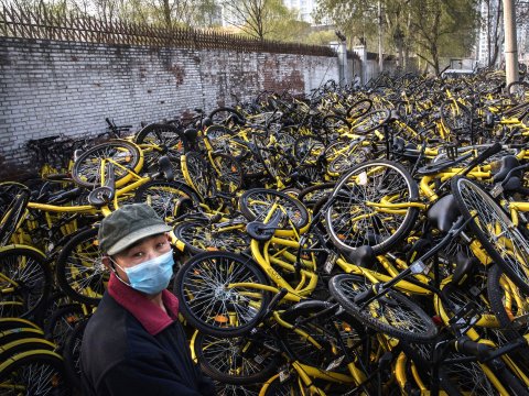 What's Wrong with Dockless Bike in Paris